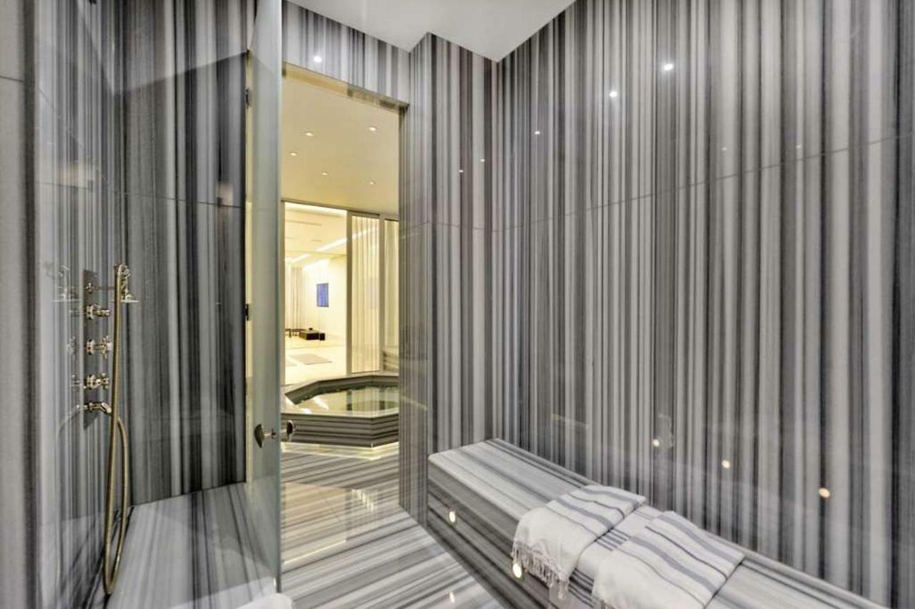 239 Knightsbridge * London